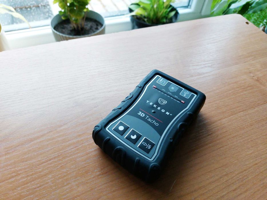 Czytnik tachografu i karty kierowcy TEKSON 3D Tacho (3)