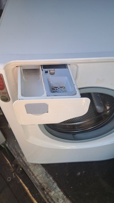 Sprzedam pralko suszarkę firmy Hotpoint