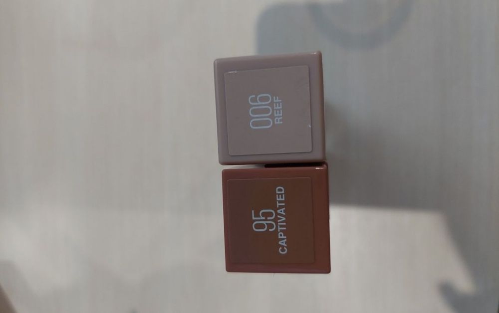 Maybelline New York SuperStay Vinyl Ink 95
Cтійка рідка помада для губ