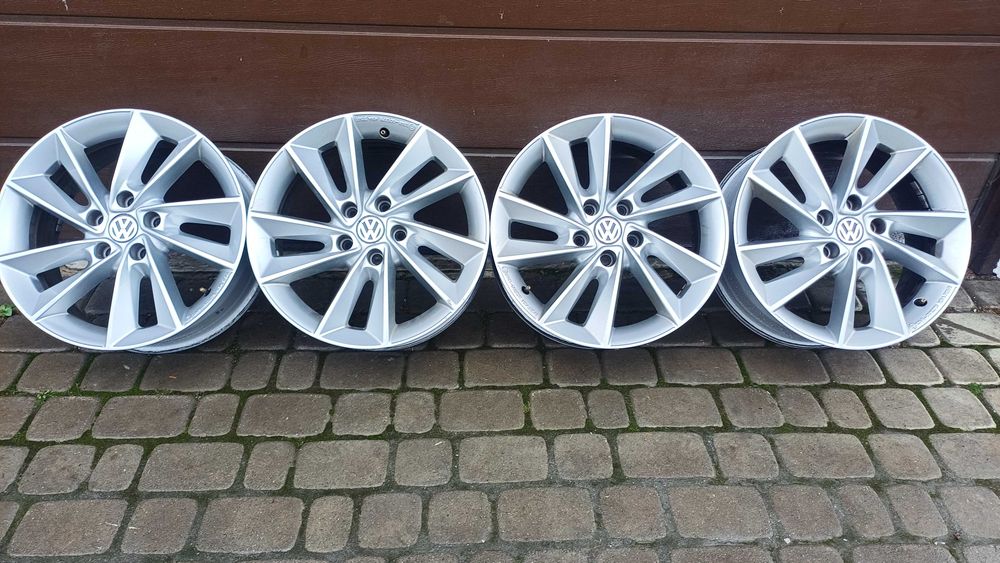 17" alufelgi 5x112 golf jetta touran tiguan passat sharan CADDY eos T4