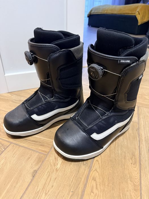 Buty snowboardowe VANS roz. 38