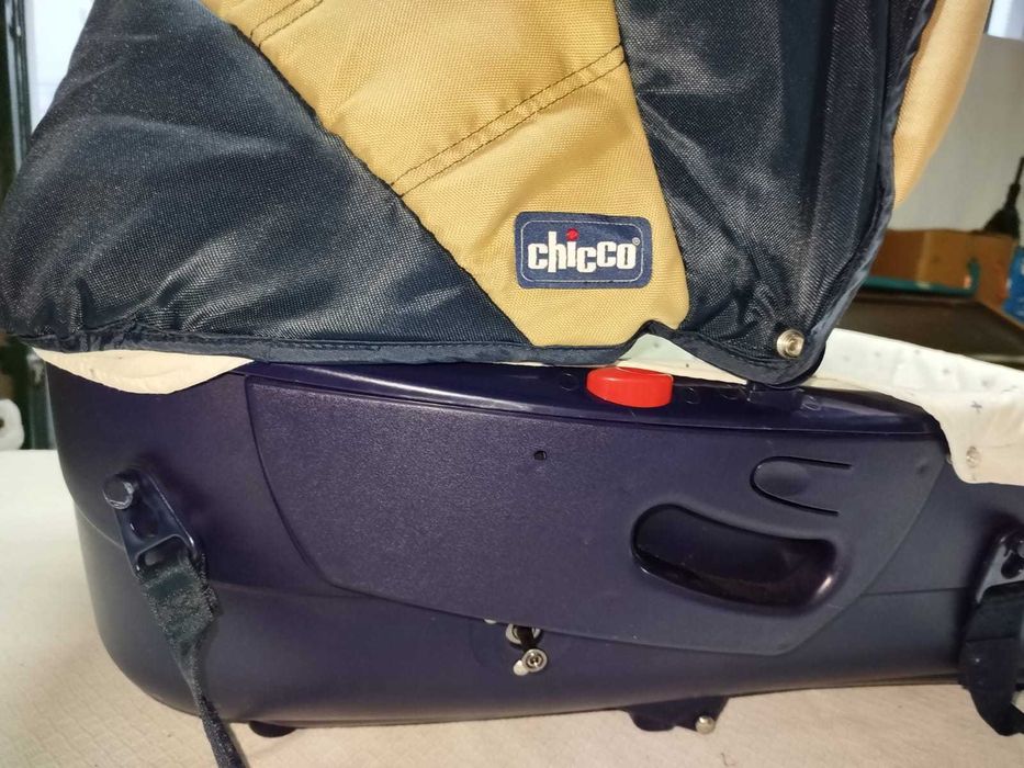 Alcofa Chicco - 70cm comprimento, 30cm de largura