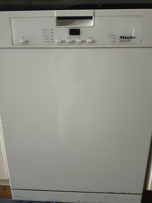 Máquina de lavar loiça Míele