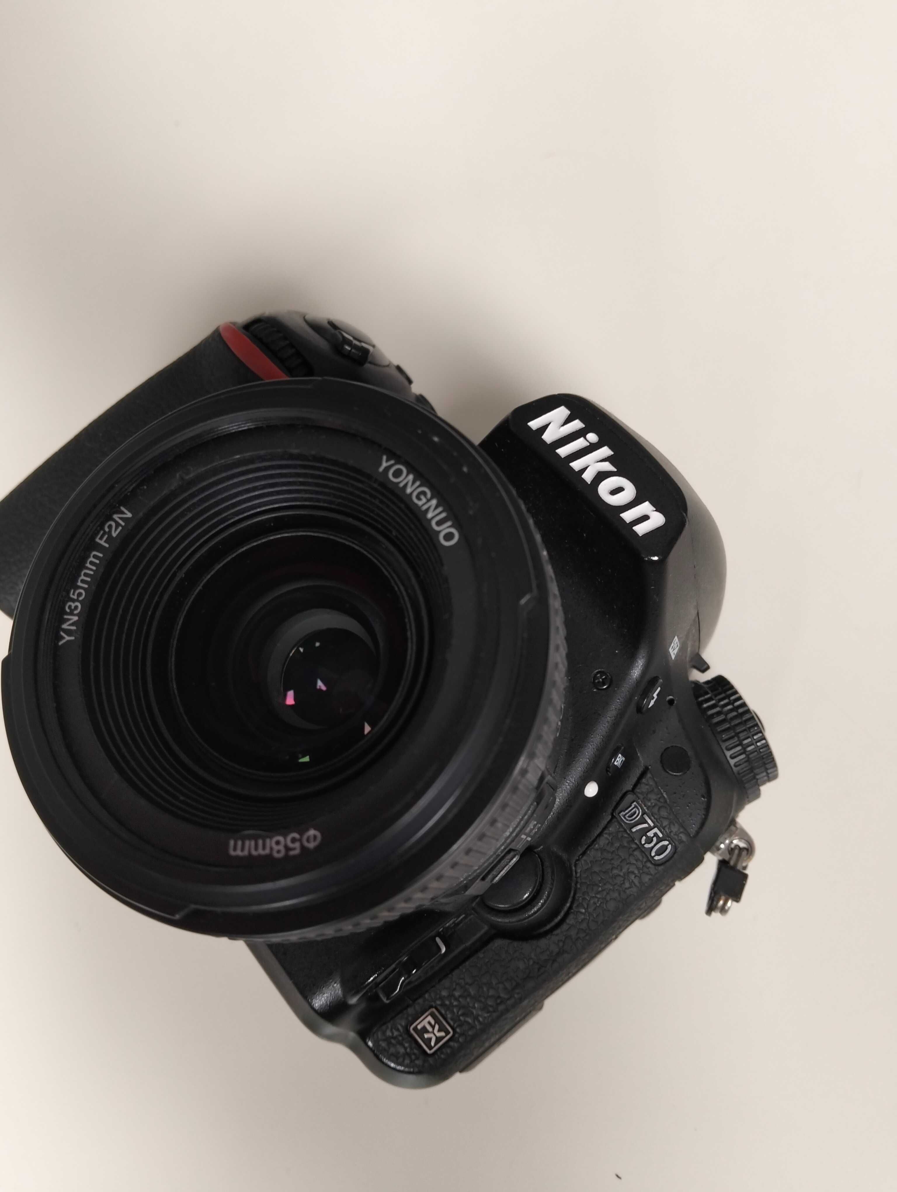 Nikon D750 Lustrzanka