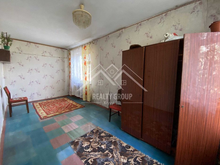 Продається 2-кімнатна квартира вул. Кропивницького