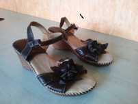 buty sandały jak nowe na koturnie roz. 38/ wkładka 24,5cm