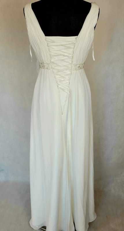 Piękna elegancka klasyczna suknia ślubna Nowa Rozmiar S