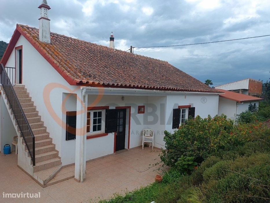 Moradia V3 com barragem para venda em Alte