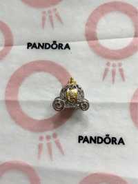 Pandora x Disney Charm’s Karoca