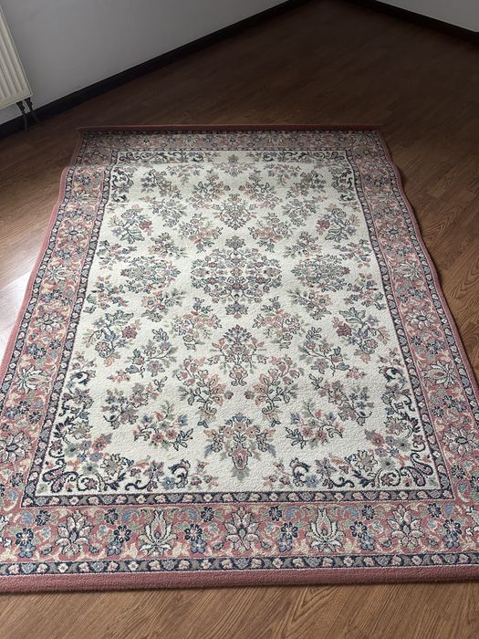 Dywan uzywany o wymiarach 170x 225 cm