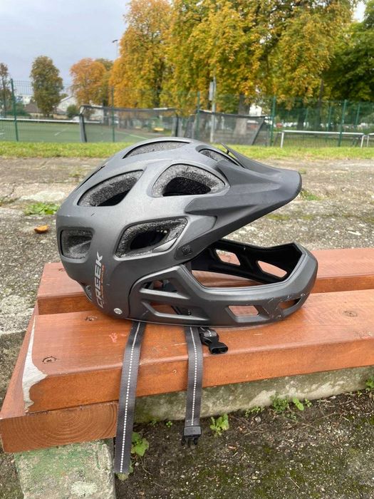 Author creek ff kask MTB hulajnoga elektryczna