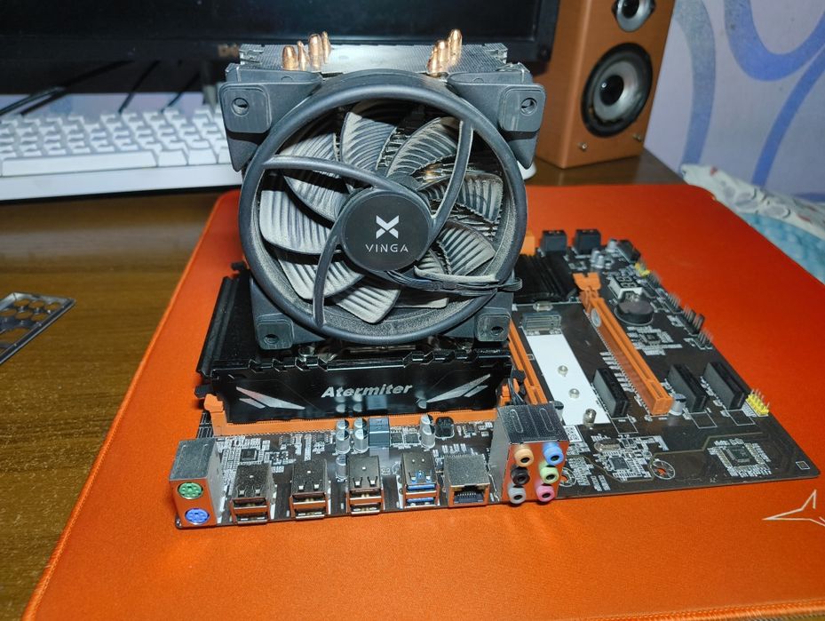 Полный комплект на Xeon E5-2650 v3