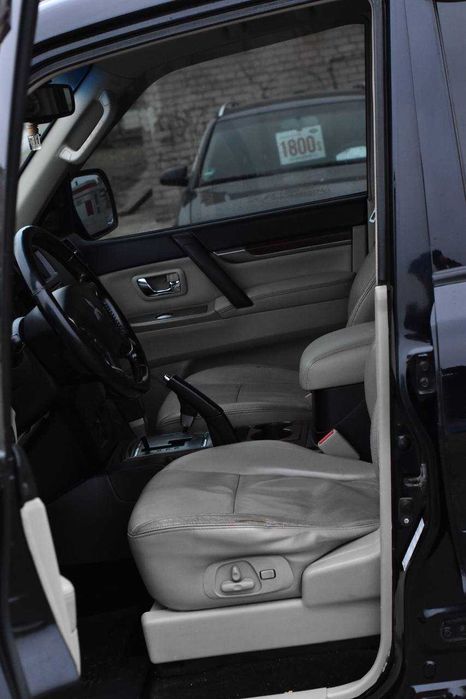 Mitsubishi Pajero Wagon 2008 3.0 бензин/газ [Перший внесок від 20%]