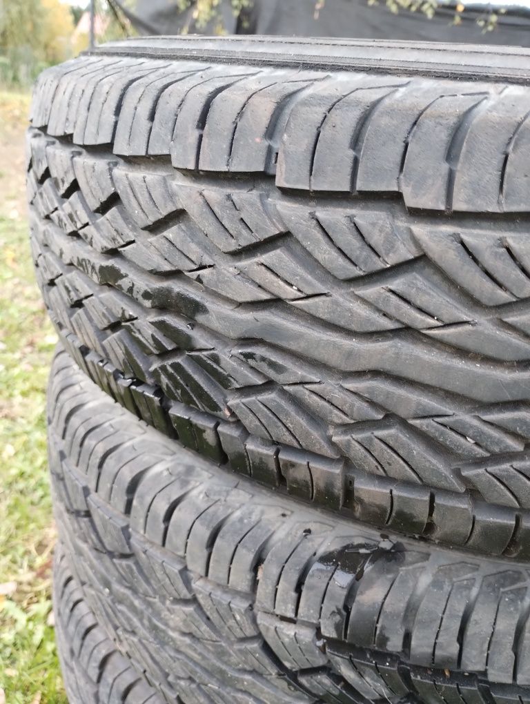 komplet opony całorocznych  215/80R16 FALKEN bieżnik jak nowy polecam