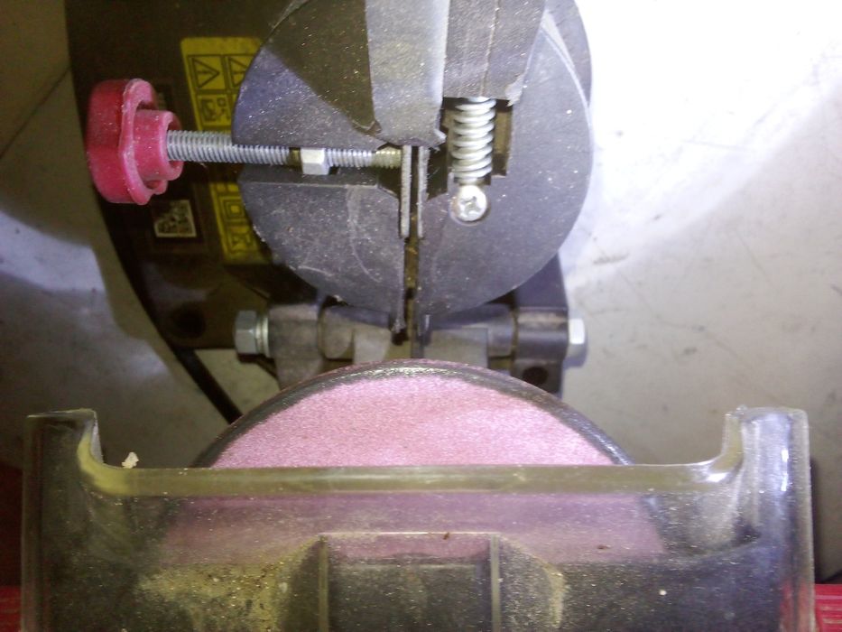 Ostrzarka do łańcucha piły