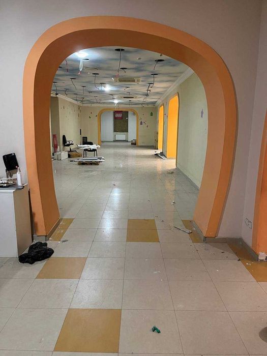 Оренда приміщення 1300м2/ пр. Наки/ м. Наукова