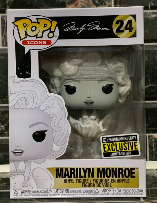 Funko Pop! Marilyn Monroe 24 Entertainment Earth Exclusive