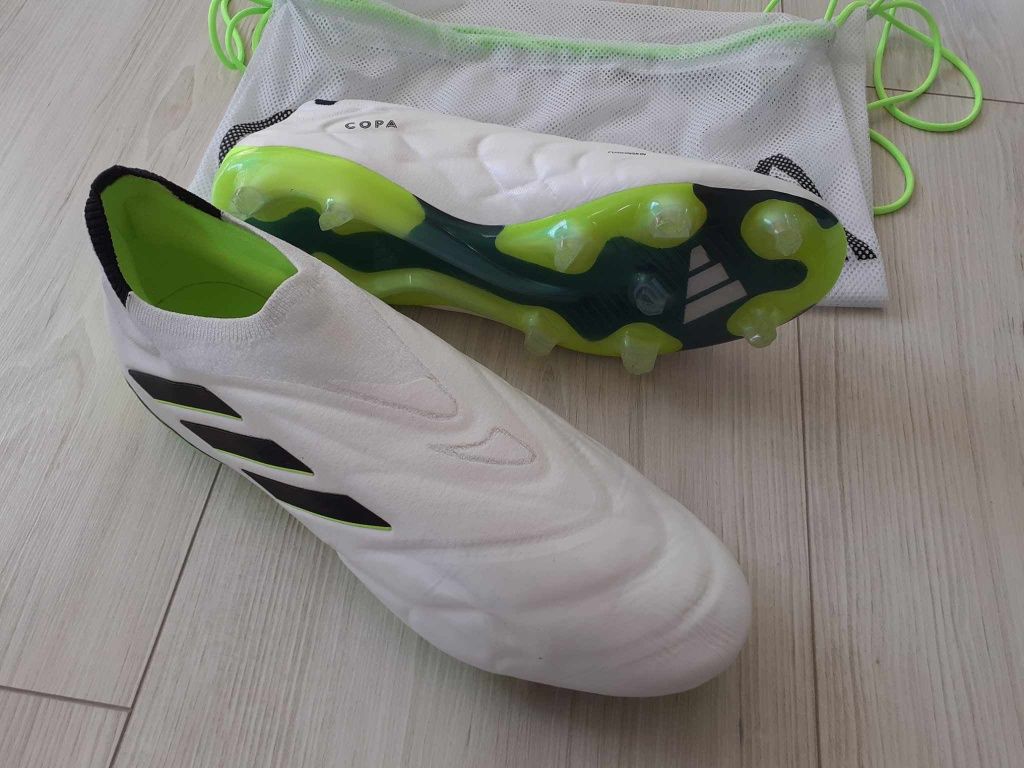 Profesjonalne buty piłkarskie korki Adidas Copa Pure+ FG r.42