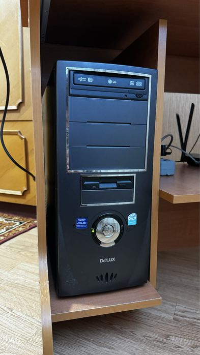 Продам комʼютер Samsung SyncMaster 932 b