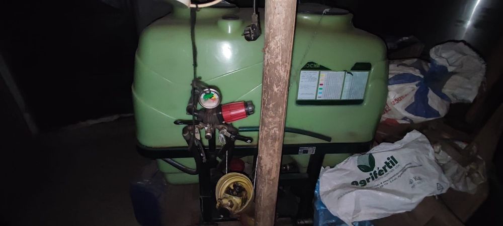 Pulverizador Rocha 400 litros