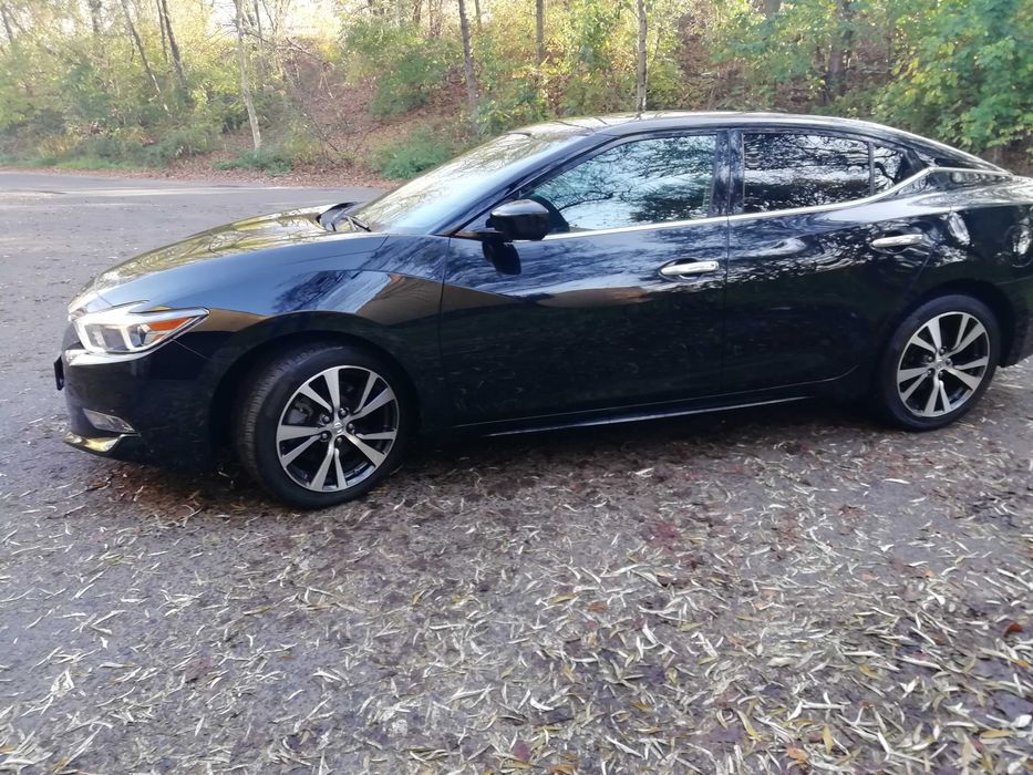 2015 nissan maxima V6 3,5L 300 KM