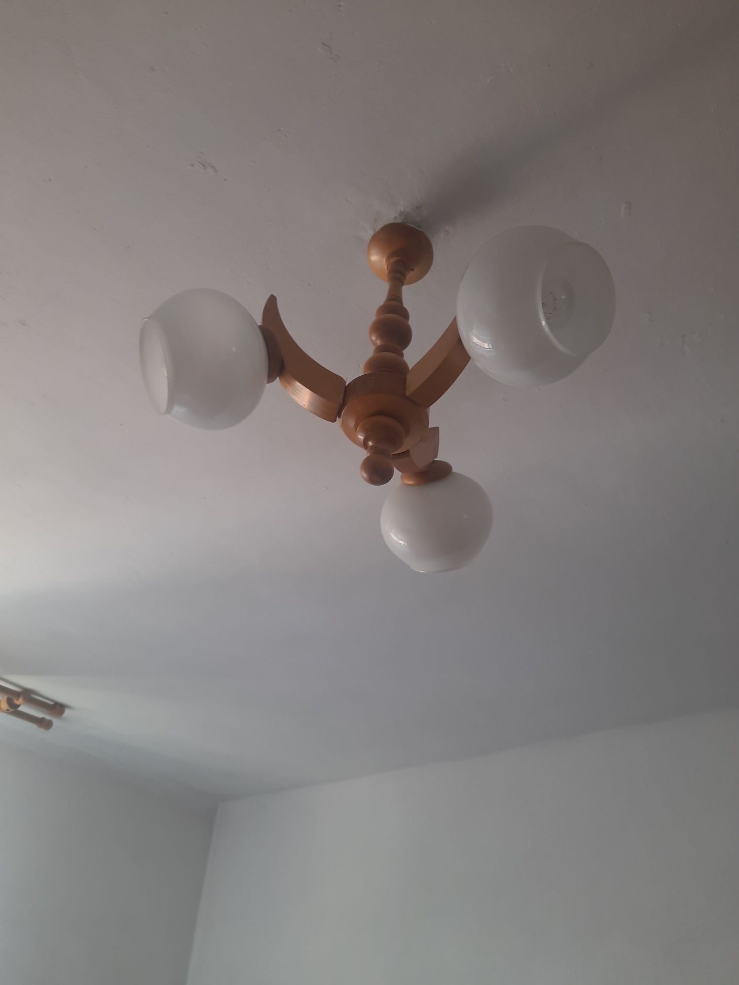 Żyrandol, lampa, lampion