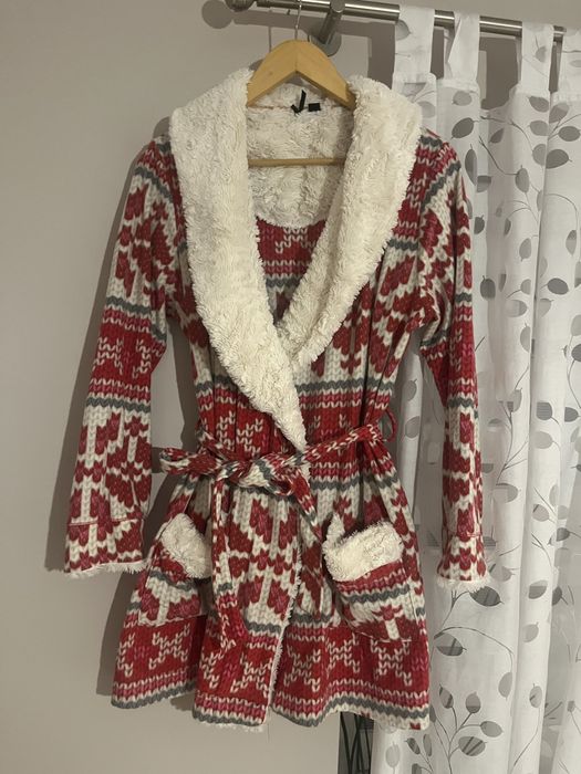 Szlafrok 38 M czerwony różowy zimowy