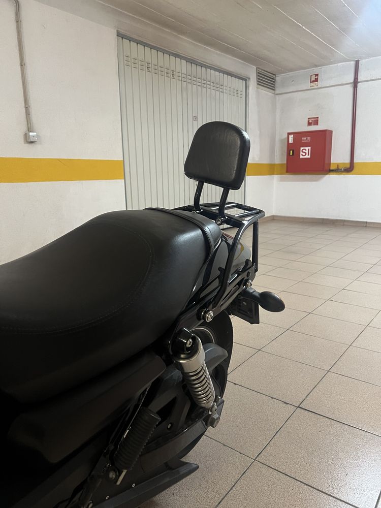 Harley Davidson Street 750