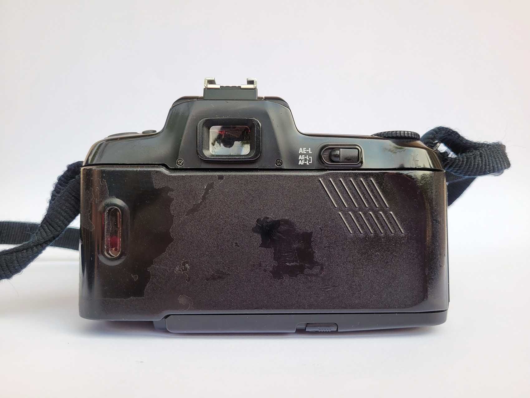 aparat fotograficzny Nikon F-601 + obiektyw Sigma 28-70