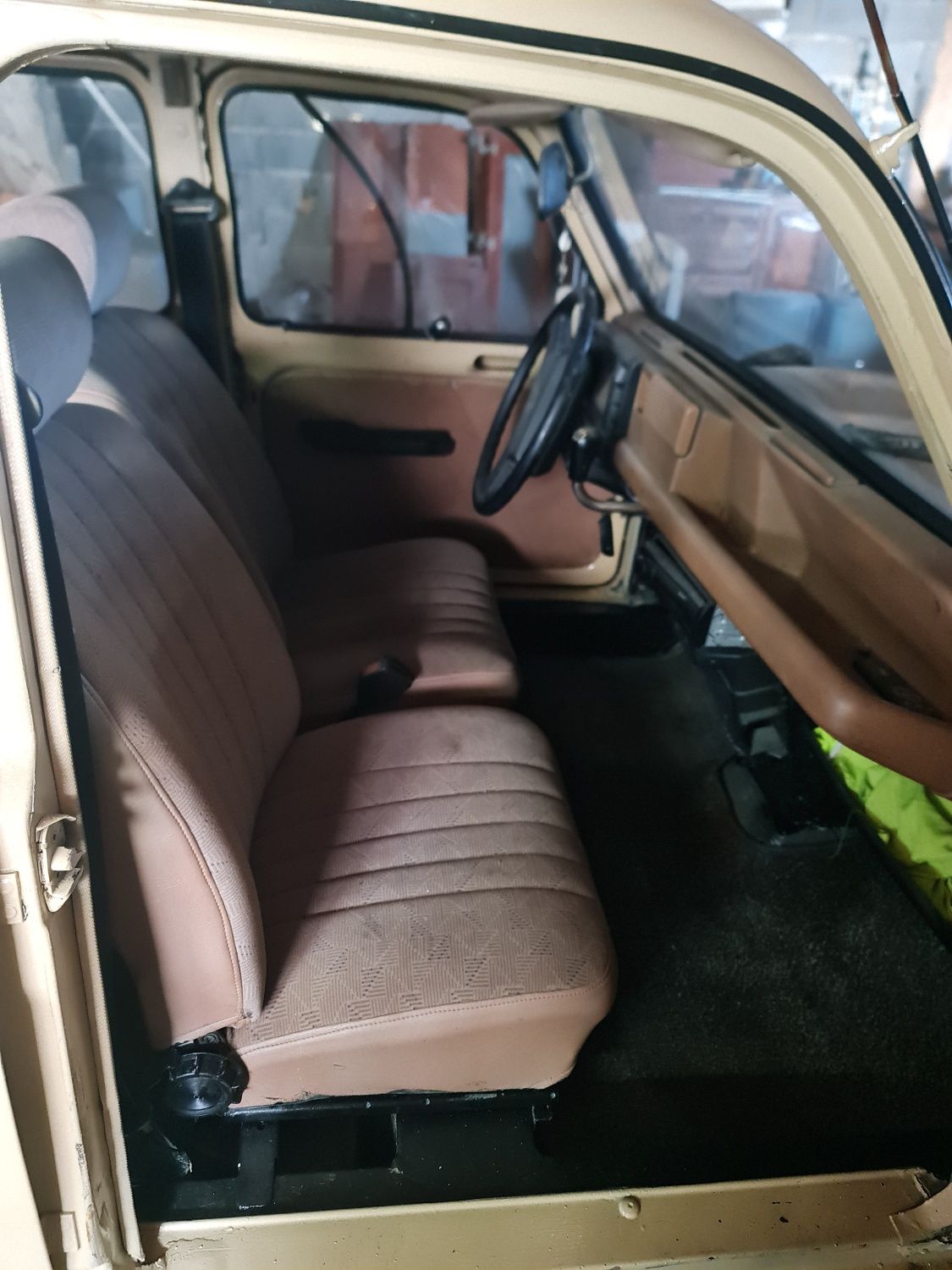 Renault 4L restaurada