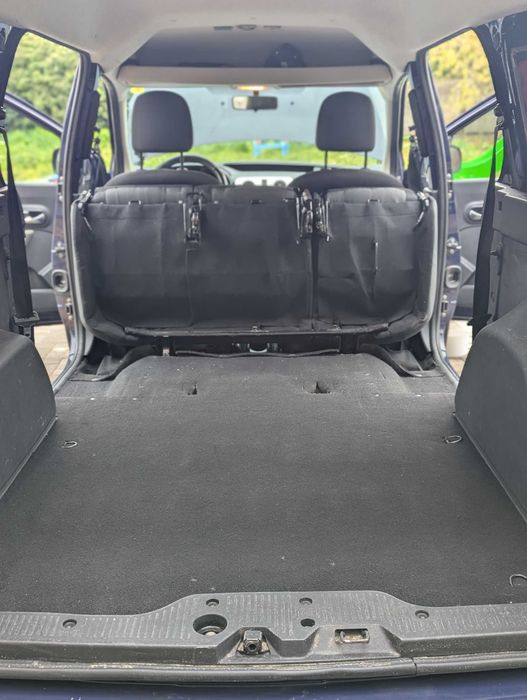 Автомобіль Dacia Dokker 2014 рік