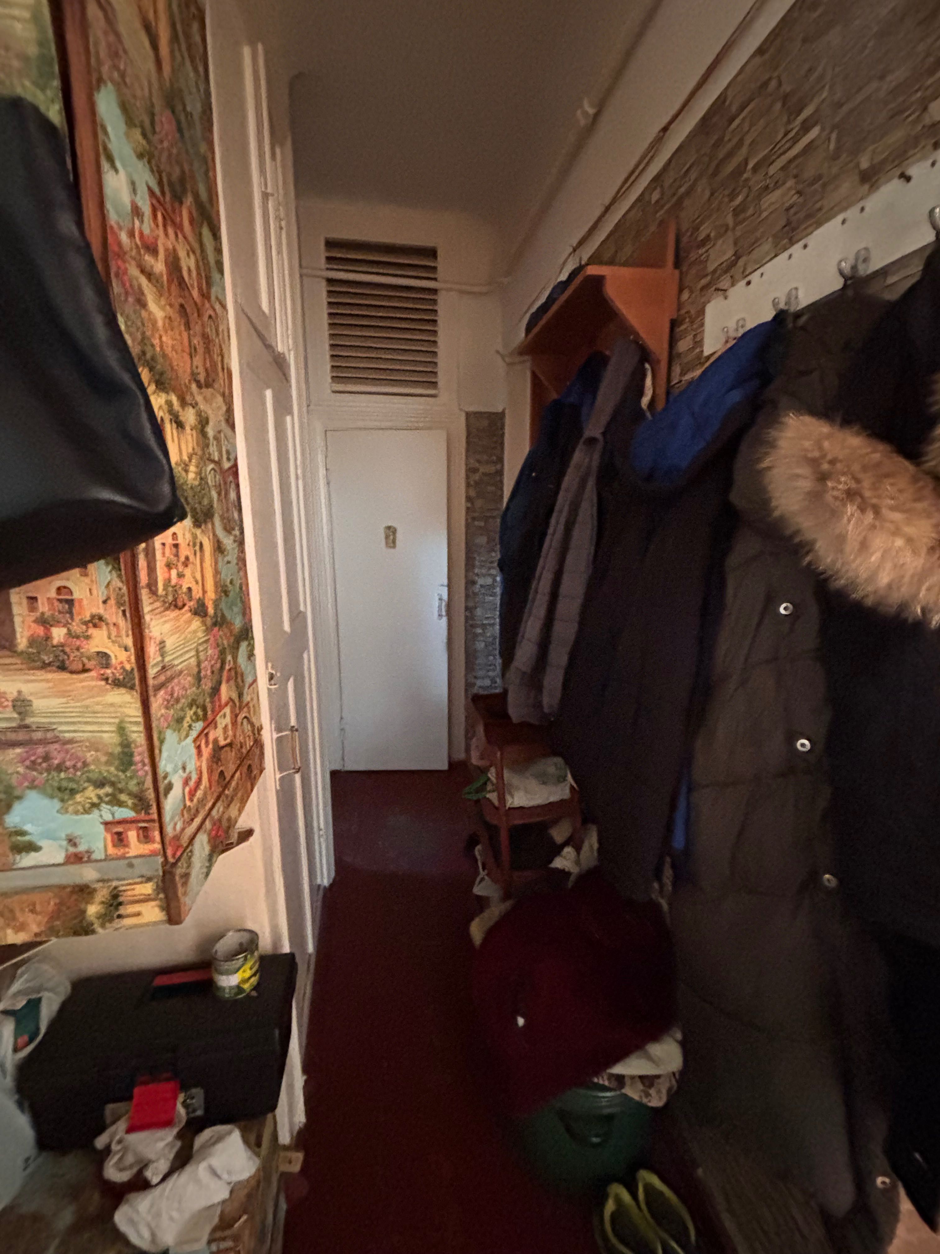 Продам кімнату в комунальній квартирі Дарницький