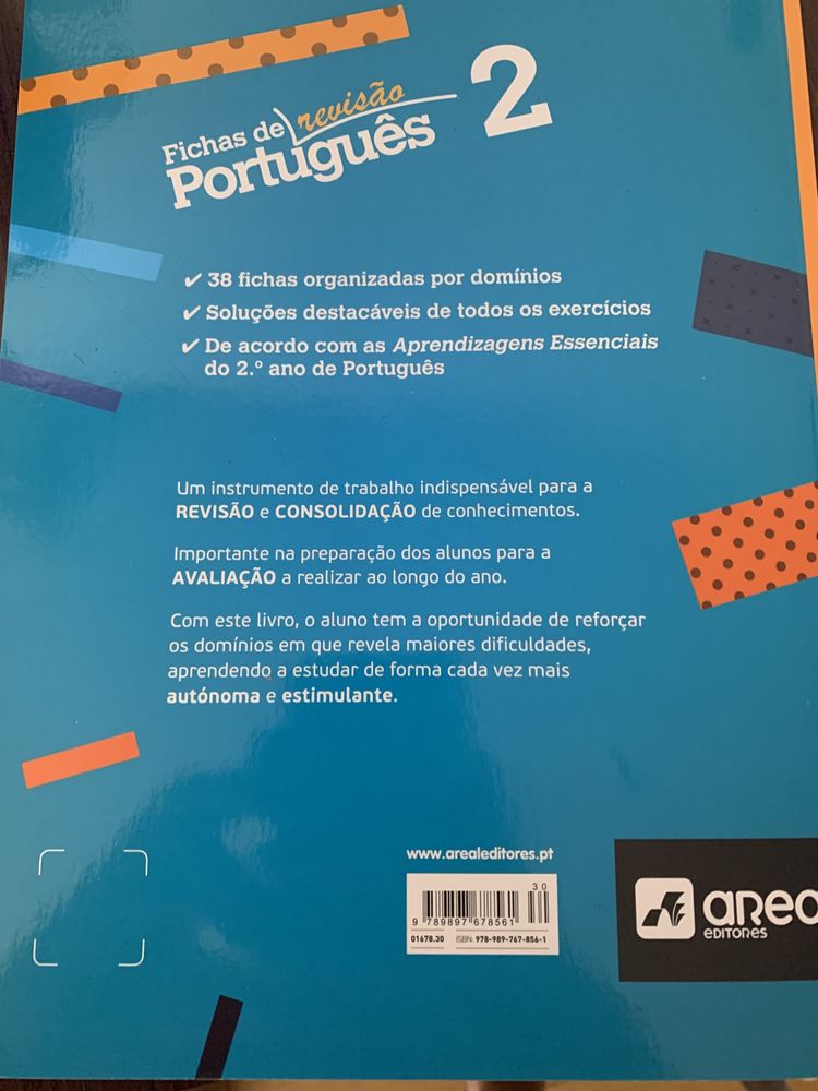 Livros de revisoes de Portugues e matematica. 2 ano.
