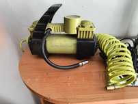 Kompresor dwutłokowy 12 V