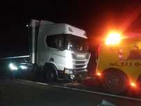 Ceny od 2 zł za km  Pomoc drogowa transport maszyn holownik tir laweta