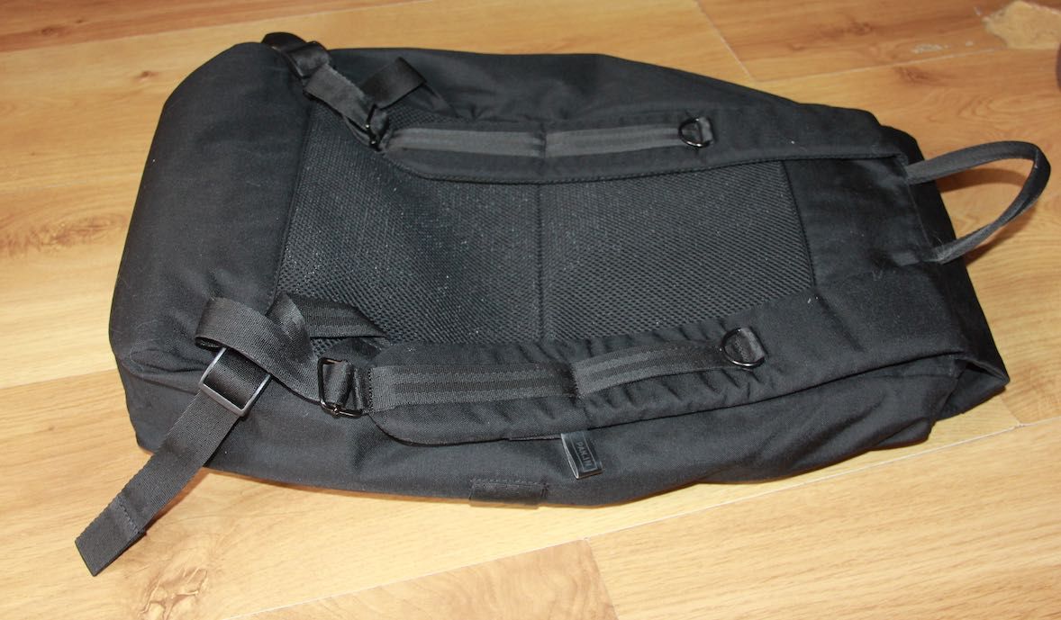 Plecak DailyPAK Basic /black/ wodoodporny miejski czarny