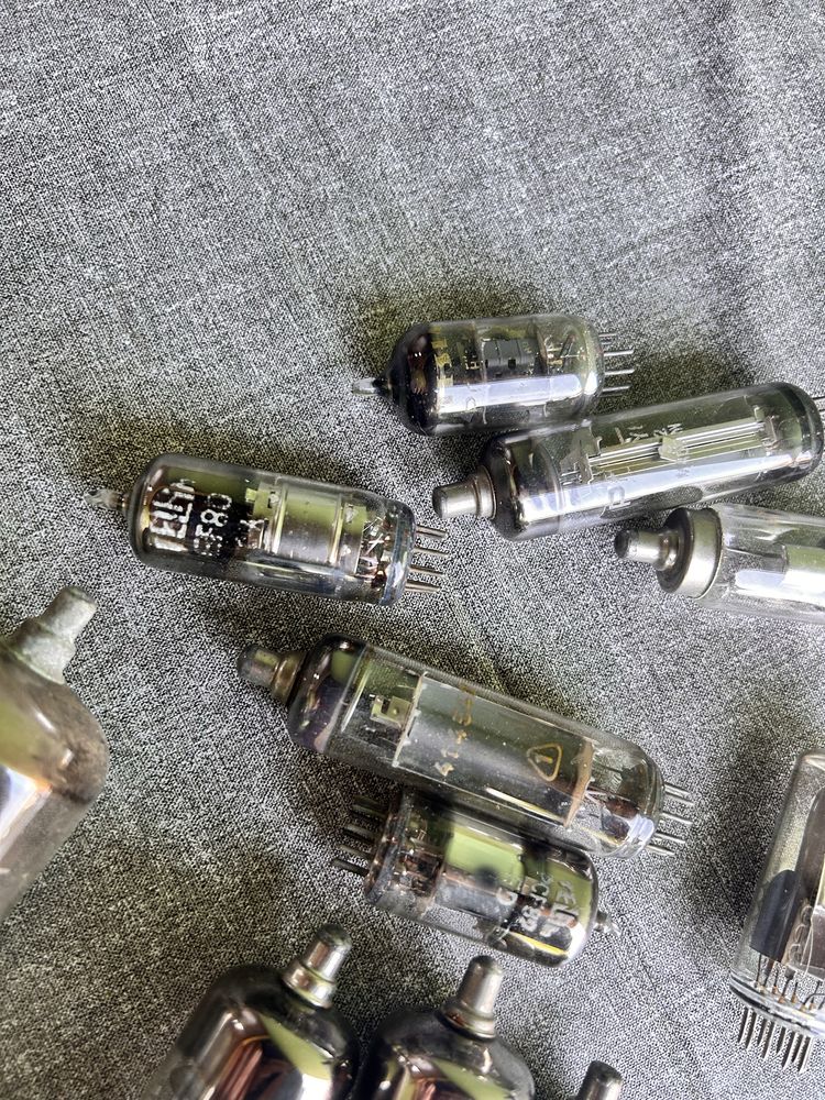 Stare lampy elektronowe