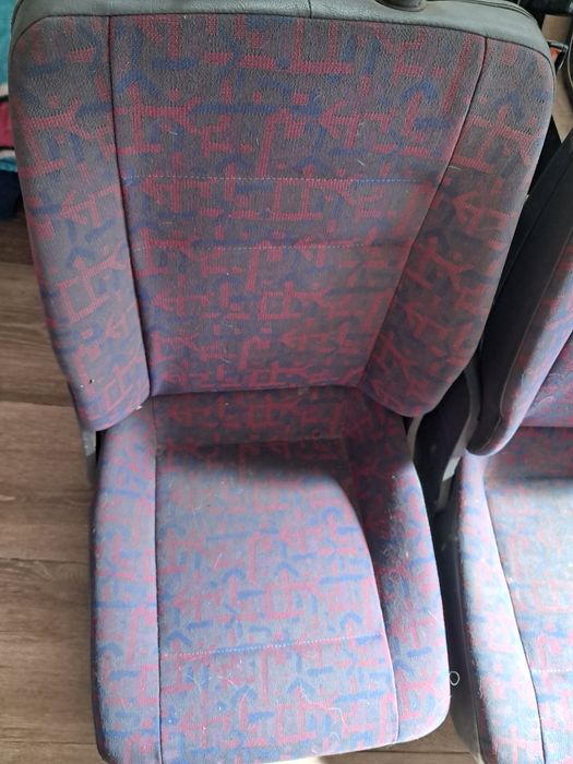 Bancos traseiros de Mercedes vito 110