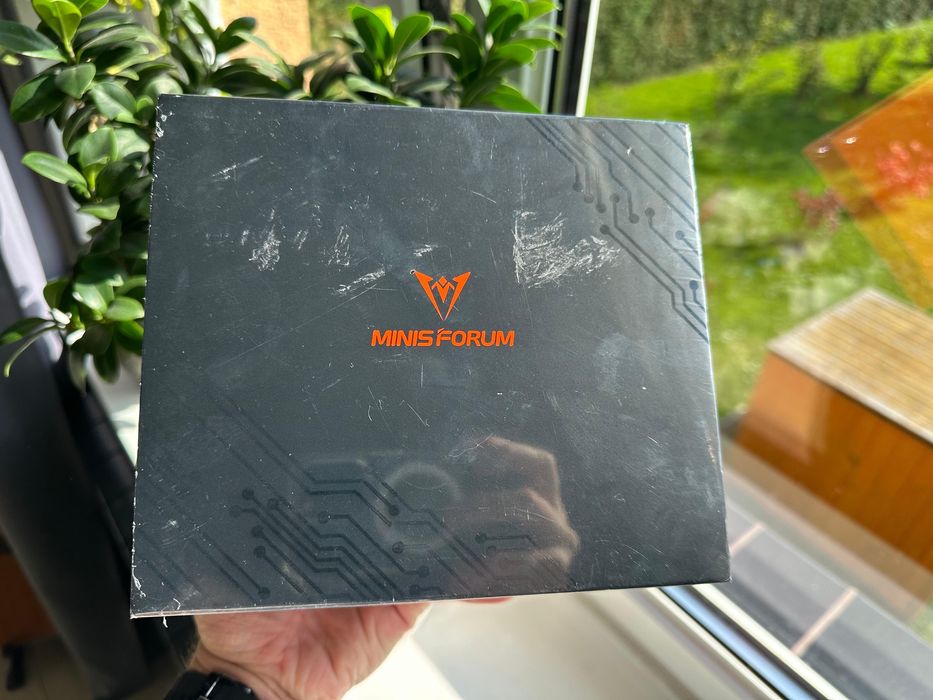 Mini Komputer MINISFORUM AMD RYZEN 9 7940HS 32GB DDR5, 1TB, PC