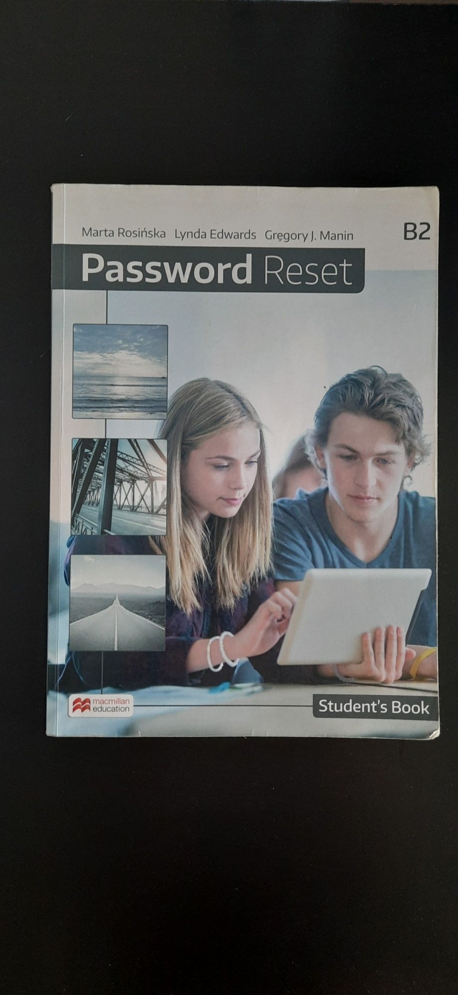 Password reset B2 , podręcznik