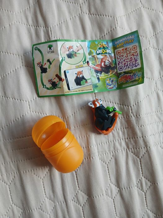 figurka Miś Natoons Kinder Niespodzianka