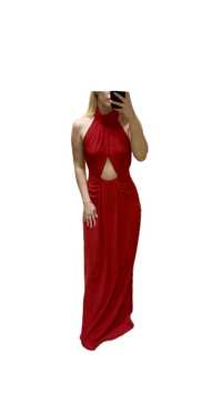 Sukienka maxi na wesele czerwona z odkrytymi plecami