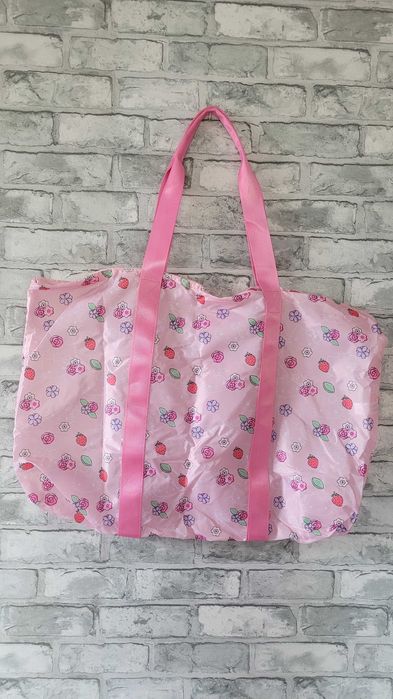Duża torba do podróży Hello Kitty składana w saszetkę PRIMARK