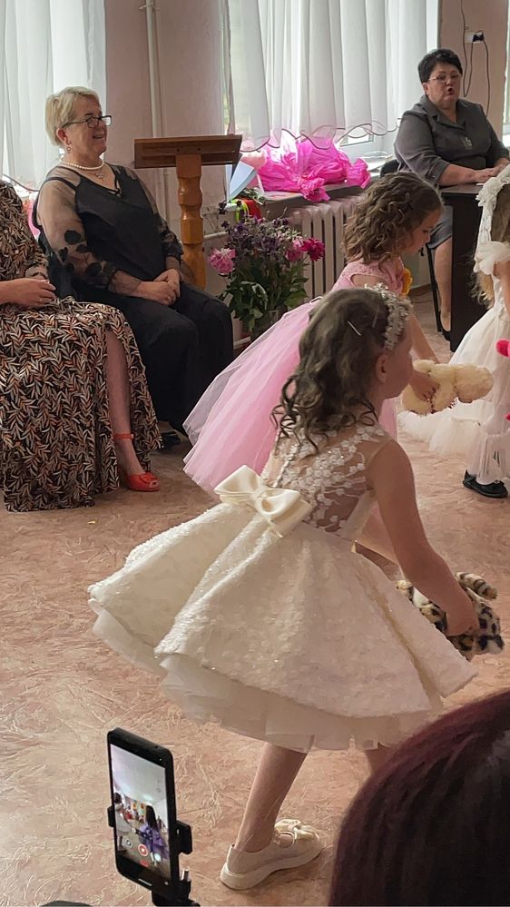 Продам сукню alise couture