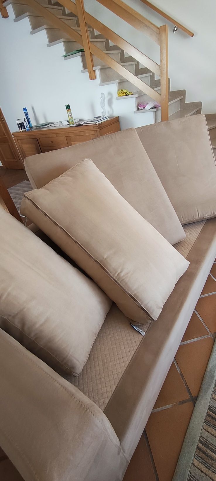 Serviços de Limpeza e Lavagem de Estofos