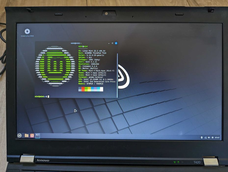 ThinkPad t420p coreboot, i5, 1600x900, 8gb