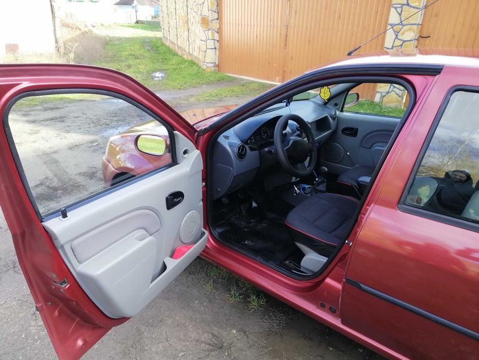 Dacia Logan 2007року 1.4л Газ 4го покоління седан
