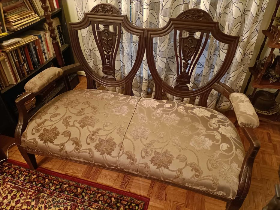 Canapé Antigo 2 Lugares