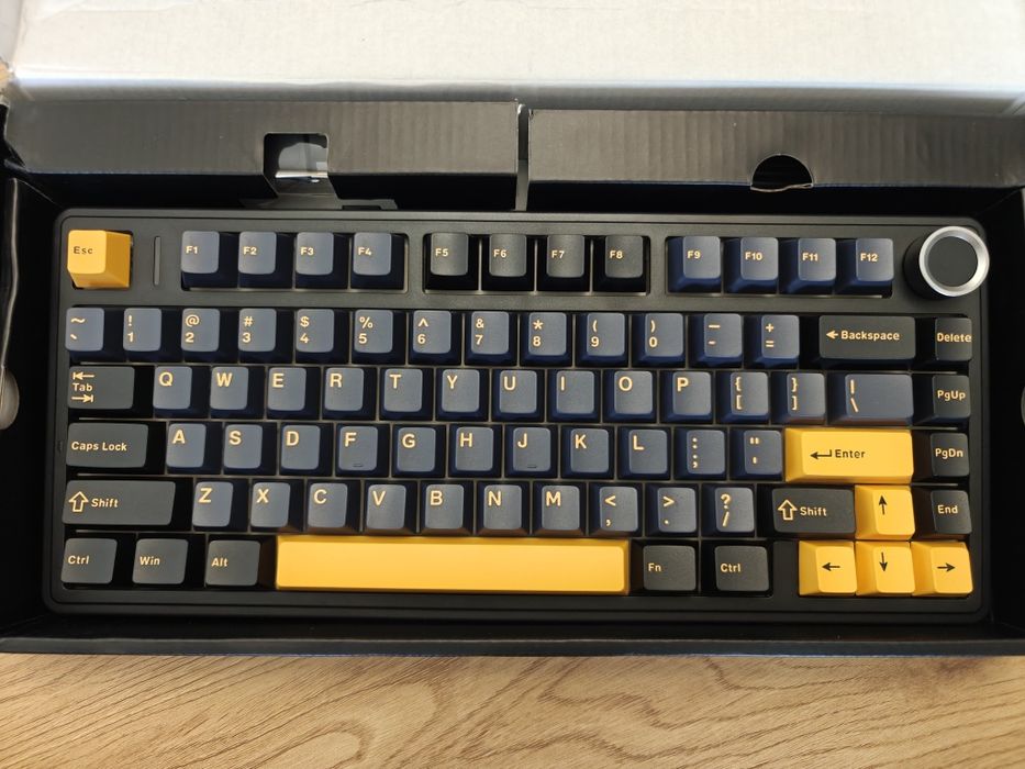 Klawiatura mechaniczna AULA F75 – Thunder Black (NOWA)