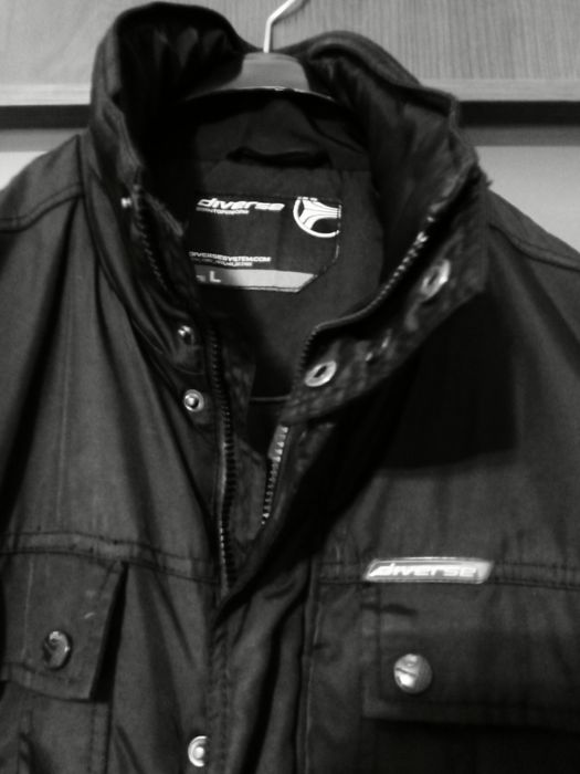 Kurtka meska XL czarna Diverse zimowa